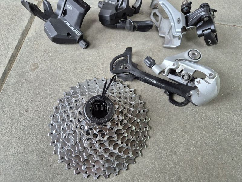 Sada 3x9 Shimano Alivio/Deore