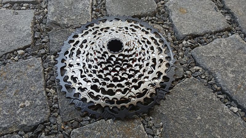 nová kazeta SRAM 10-52 Transmission Eagle XS-1270 12s - T-TYPE pro HG