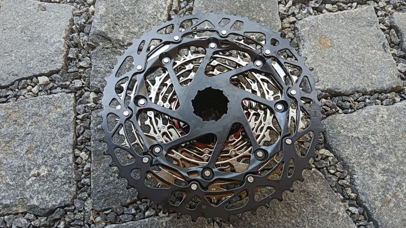 nová kazeta SRAM 10-52 Transmission Eagle XS-1270 12s - T-TYPE pro HG