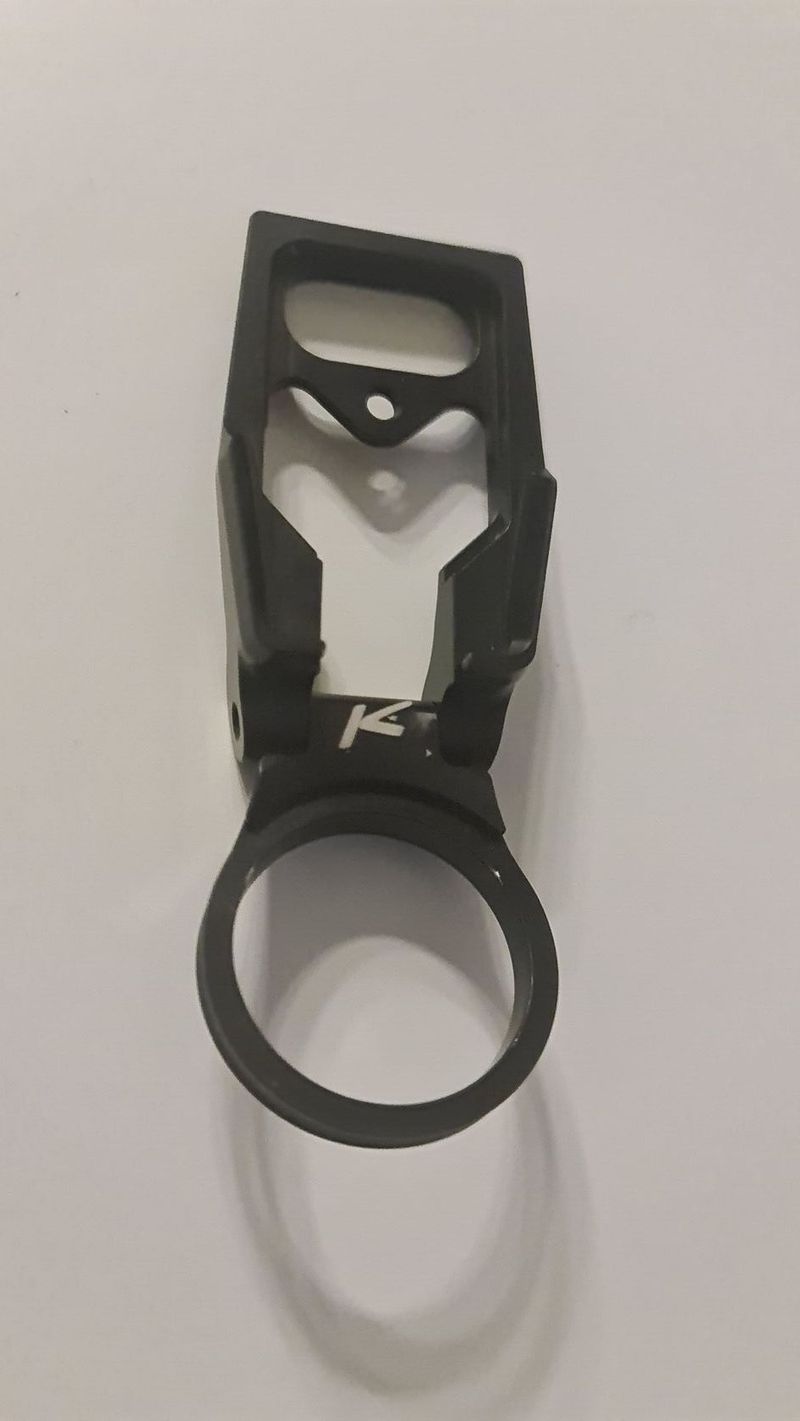 DRŽÁK K-EDGE