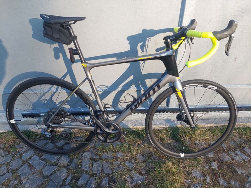 Giant defy di2 