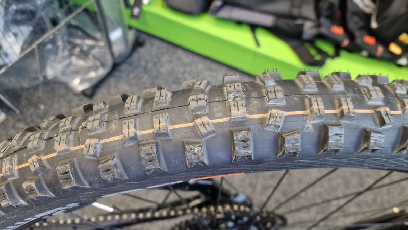 Pláště kevlar horské kolo, MTB Schwalbe 29x2,6´´ nepoužité