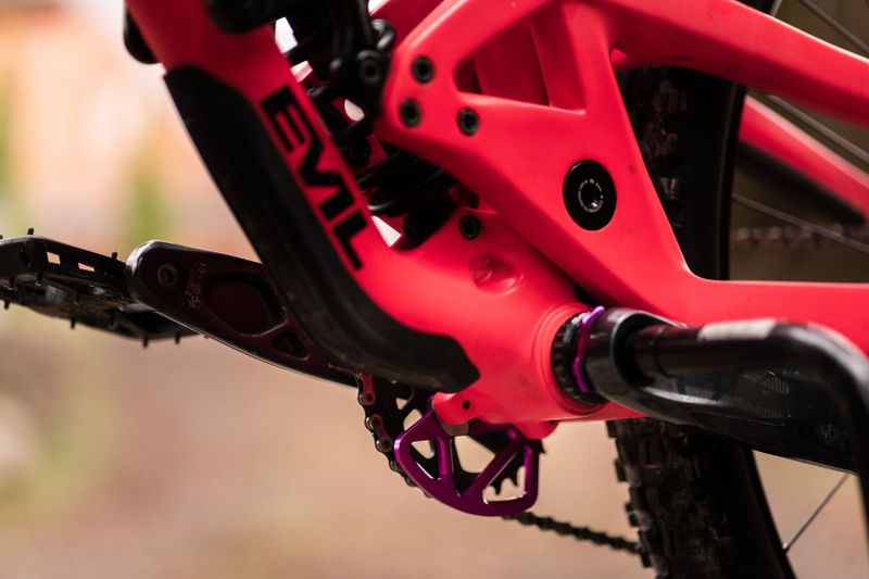 Prodám enduro kolo Evil Wreckoning v top stavu