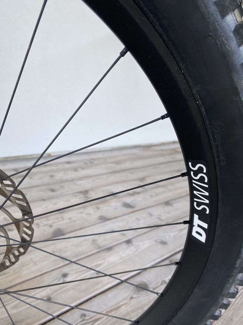 YT Capra 2019 CF PRO vel. L 27,5”