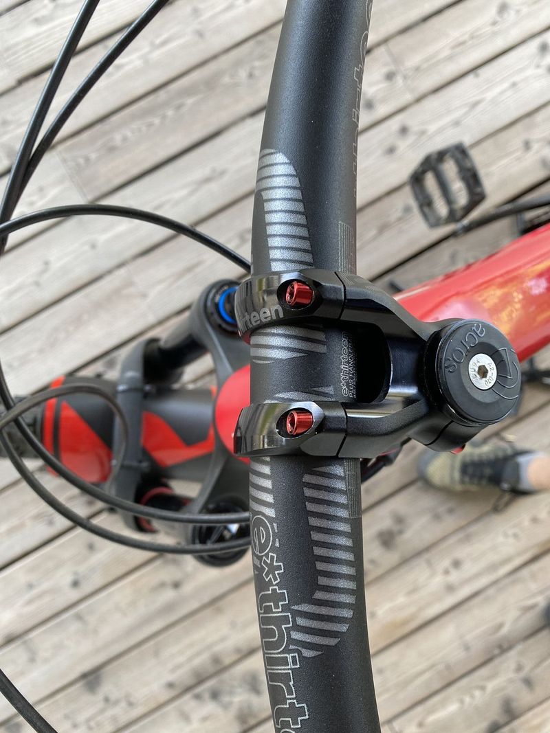 YT Capra 2019 CF PRO vel. L 27,5”