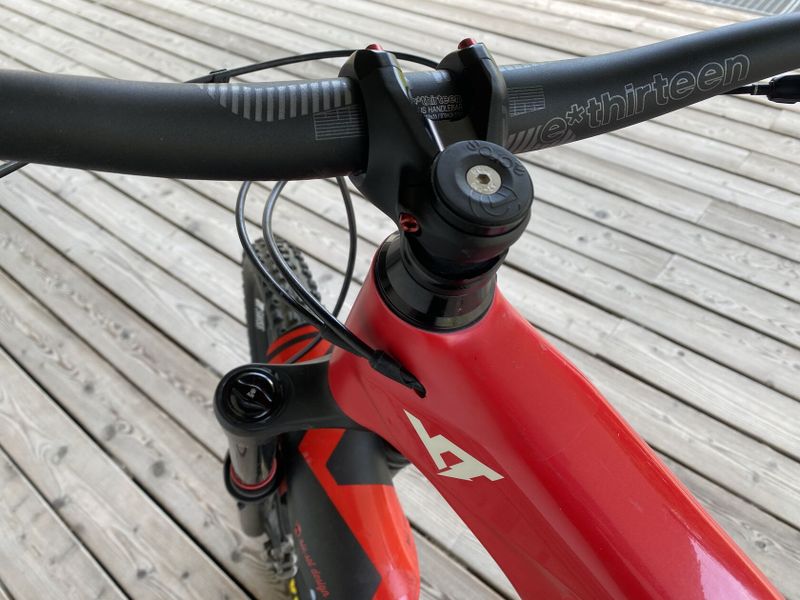 YT Capra 2019 CF PRO vel. L 27,5”
