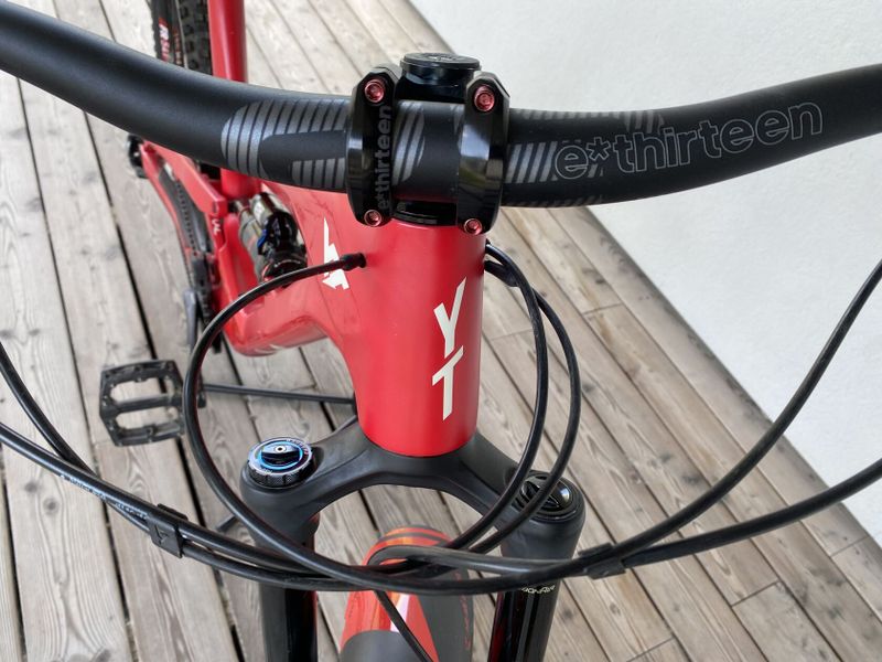 YT Capra 2019 CF PRO vel. L 27,5”
