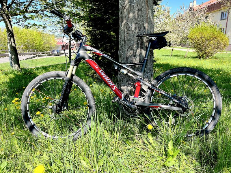 Horské kolo SPECIALIZED S-Works, 26", karbonový rám.