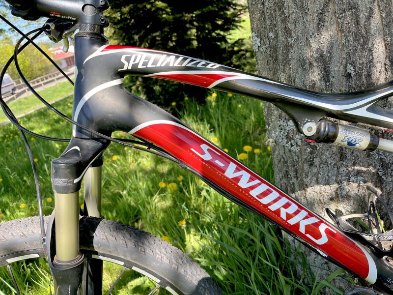 Horské kolo SPECIALIZED S-Works, 26", karbonový rám.