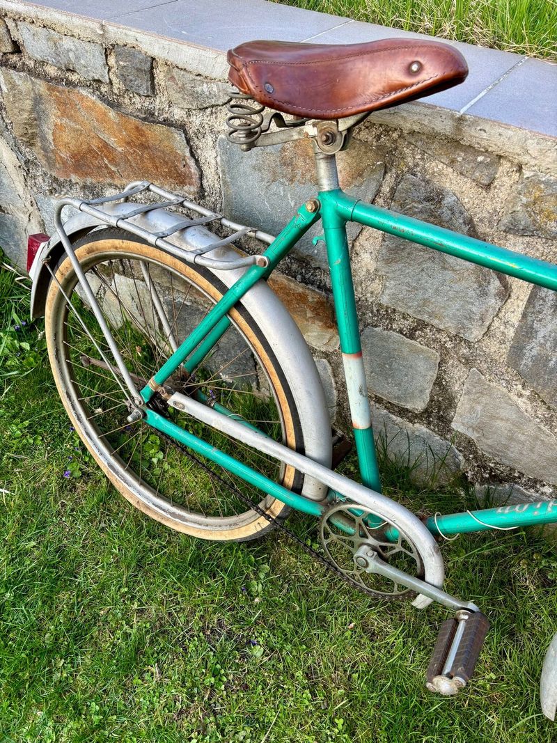 Stará kola za odvoz (favorit, Stadion, BMX)