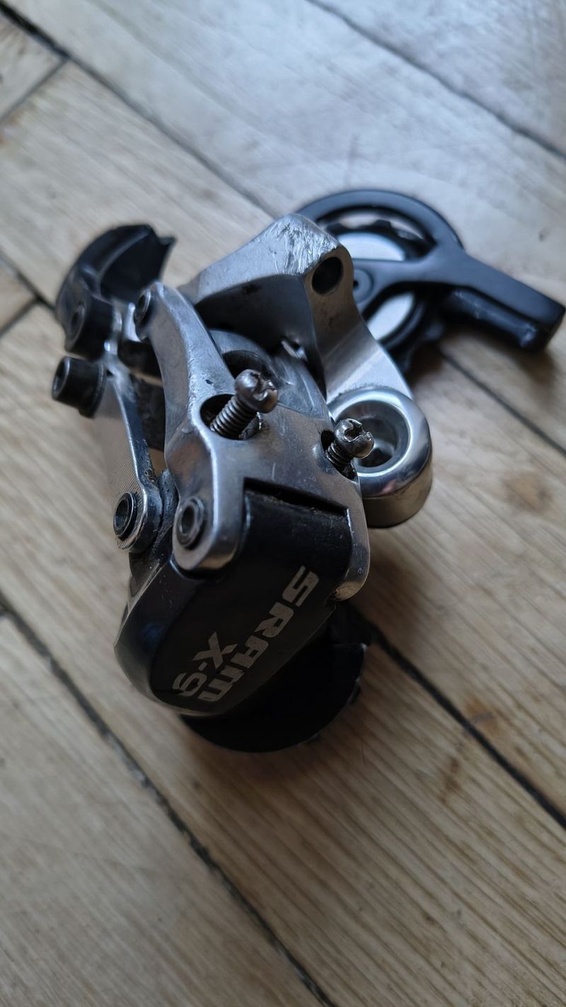 Přehazovačka 8 stupňů Sram X-9