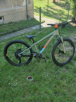 Cube acid 240
