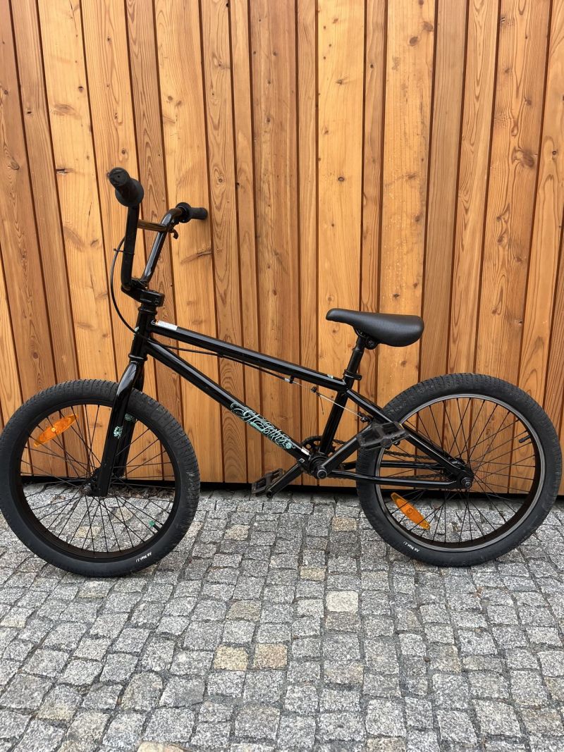 Kolo GT Air gloss black BMX