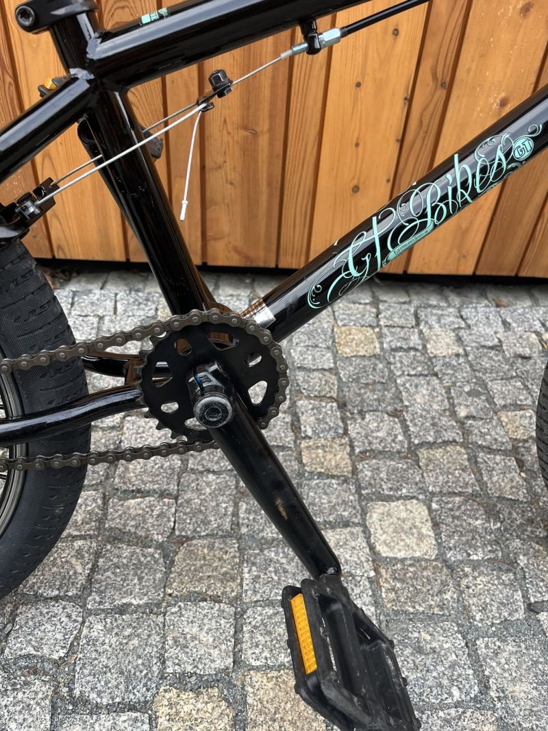 Kolo GT Air gloss black BMX