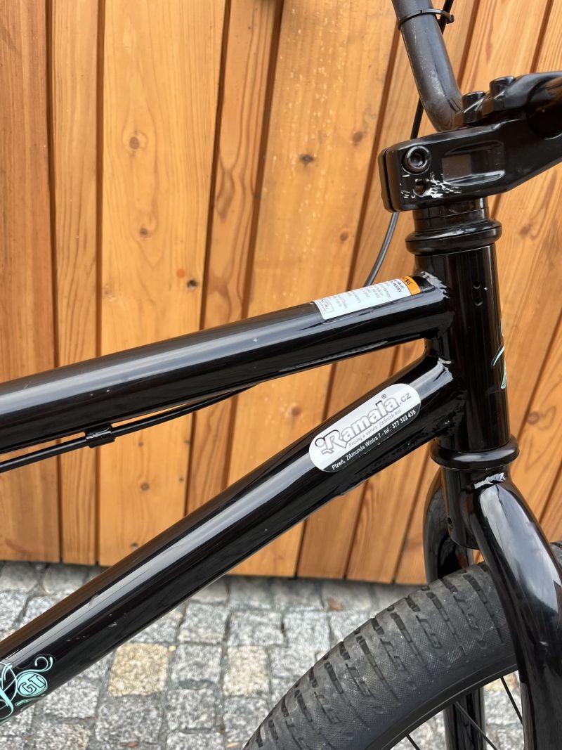 Kolo GT Air gloss black BMX