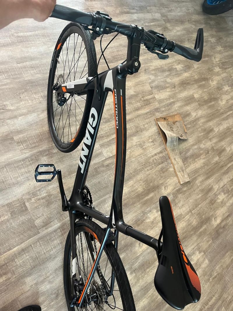 Giant Fastroad 2020