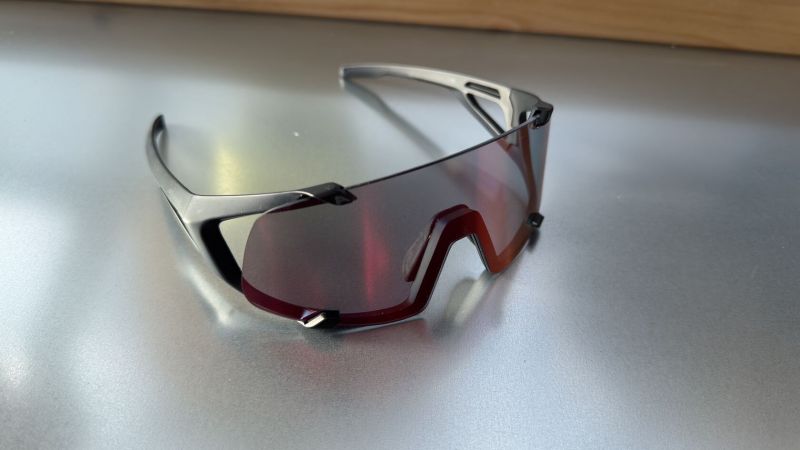 Sluneční brýle Alpina Hawkeye Q-Lite V black matt/purple