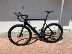Prodám silniční kolo GIANT Propel Advanced Pro 1 2024