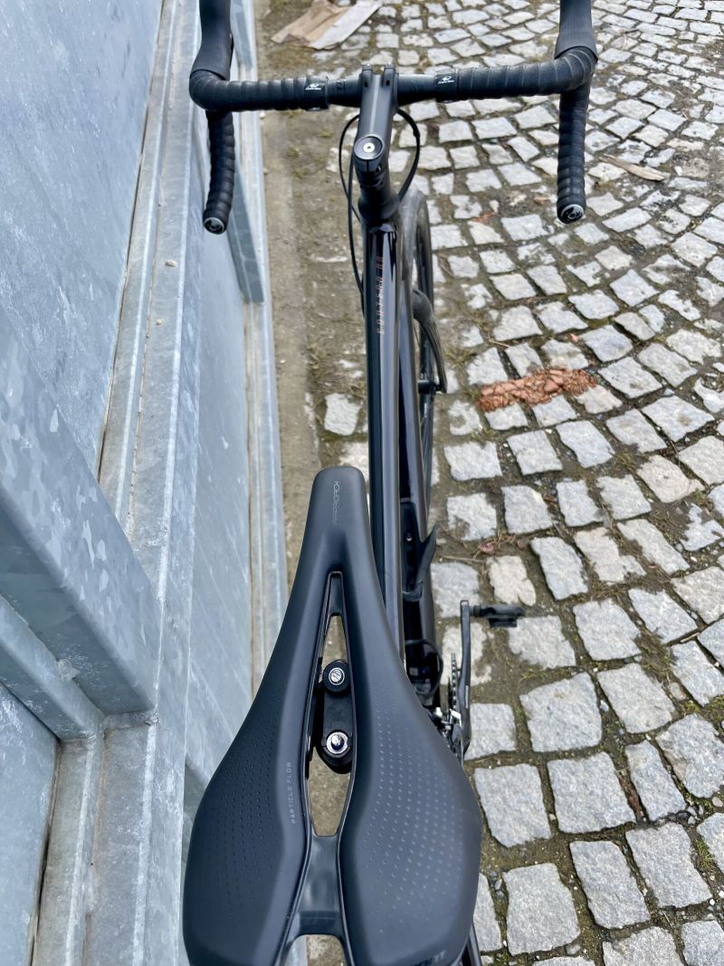 Giant Contend AR 1 2023