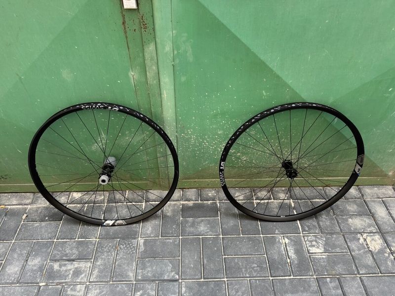 DT Swiss HX1501 29" 30mm IS xD 15x110 12x148