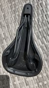 Sedlo SDG Lux Alloy Brand YT