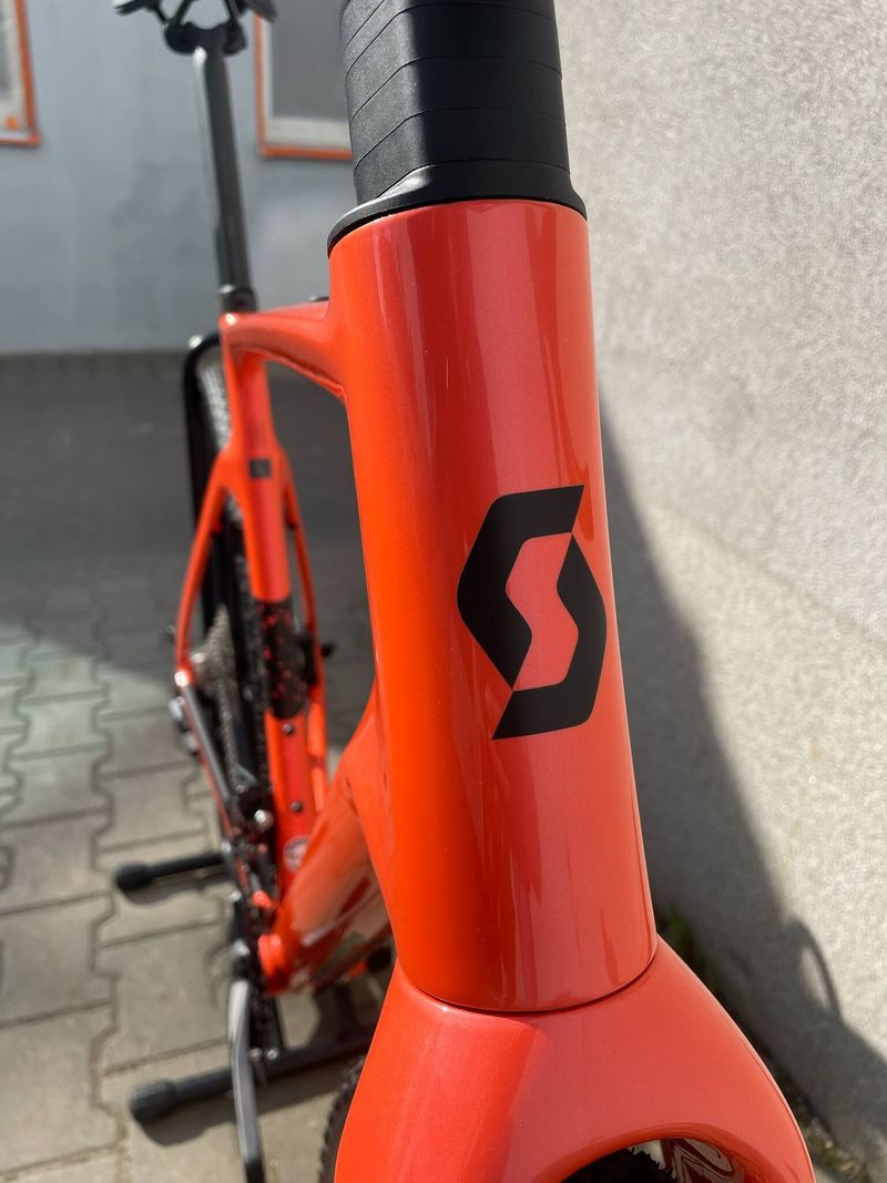 Nové Gravel kolo SCOTT ADDICT GRAVEL 40 velikost L