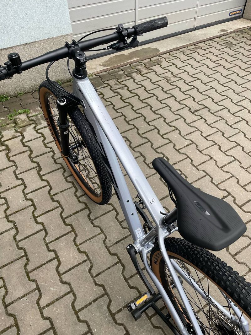 Nové kolo KTM ULTRA GLORIOUS 29" SLEVA velikost S 