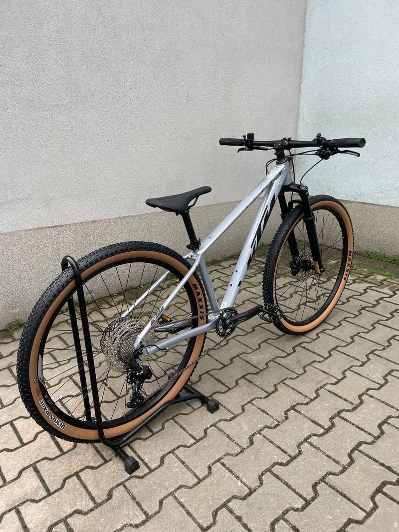 Nové kolo KTM ULTRA GLORIOUS 29" SLEVA velikost S 