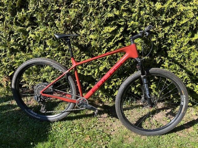 FOCUS Raven 8.8 AXS