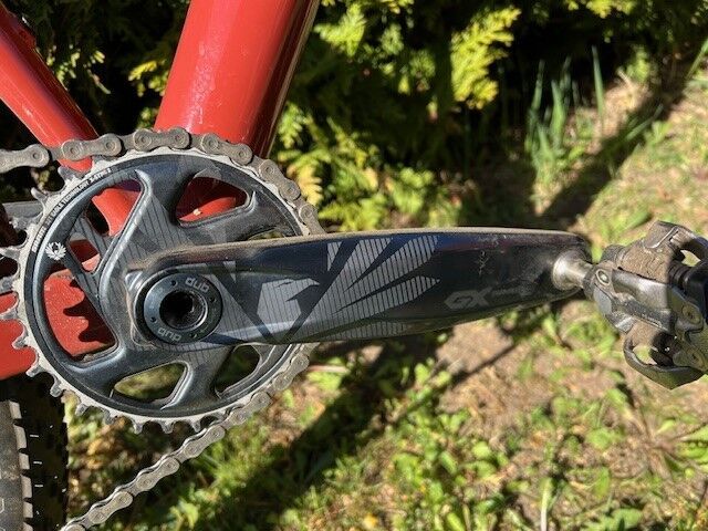 FOCUS Raven 8.8 AXS