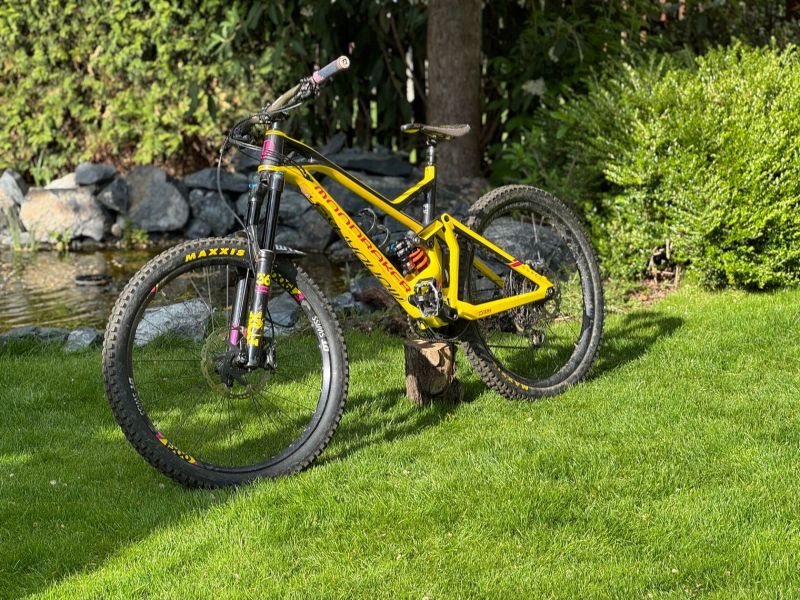 MODNRAKER DUNE R vel.L 27,5