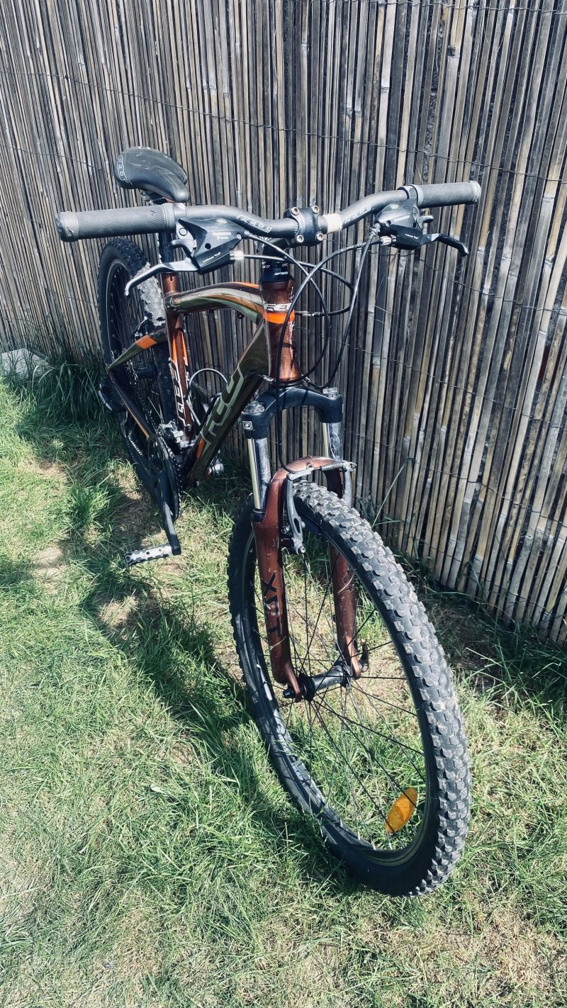 Horské kolo FELT 26"