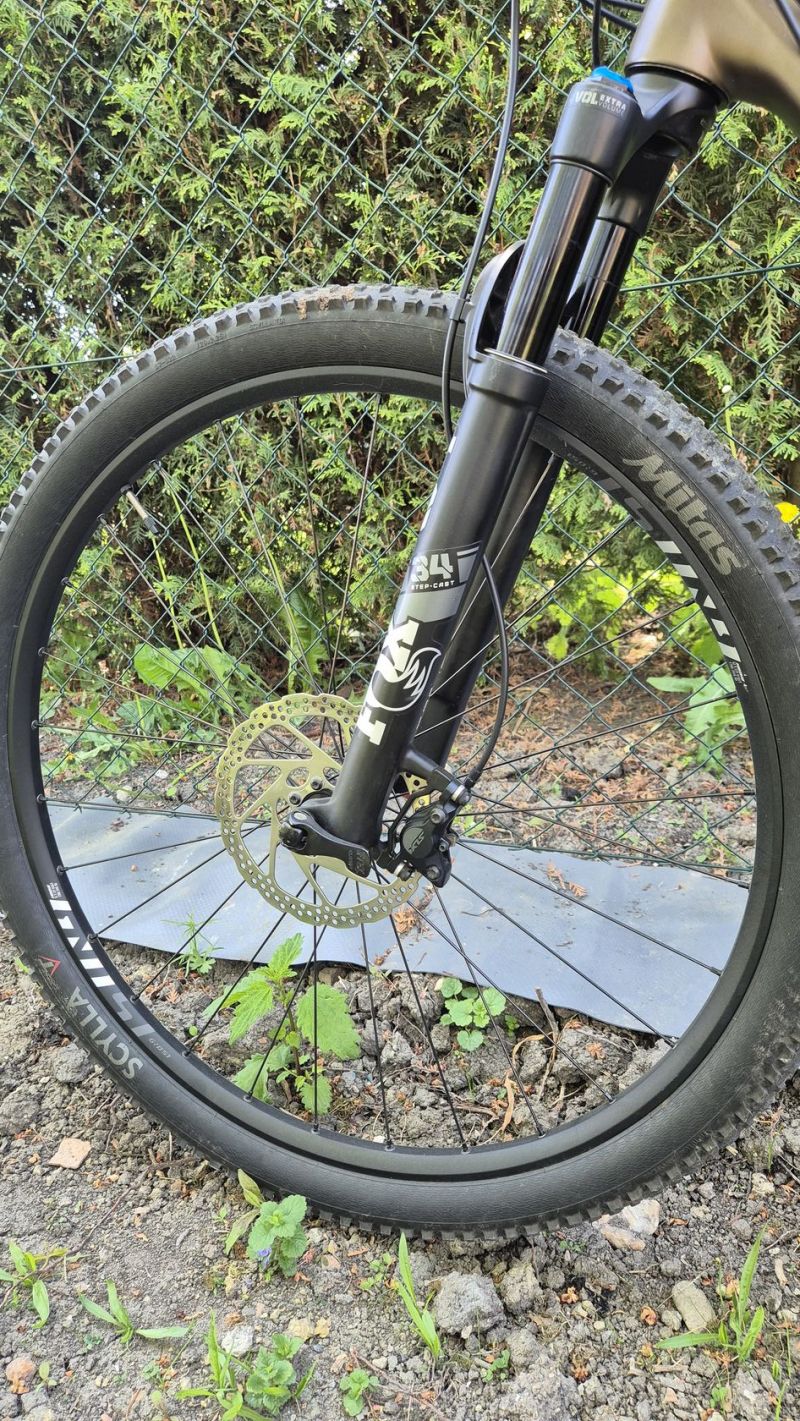 GHOST Lector FS Essential carbon 29"