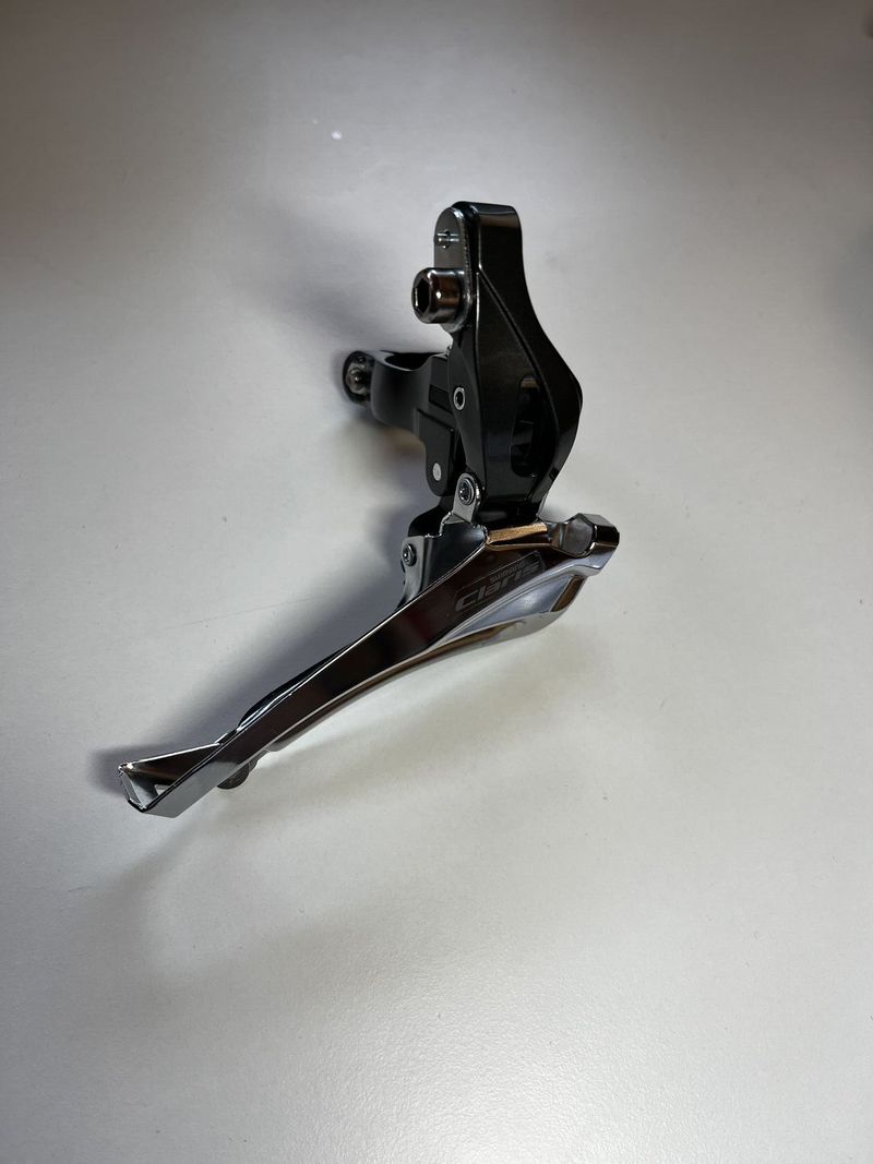 Přesmykač Shimano Claris R2000