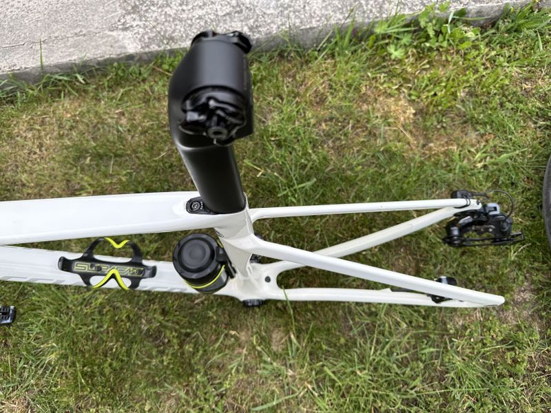 Specialized Tarmac SL7 Pro Di2 bez kolies, bez kľúk, bez sedla