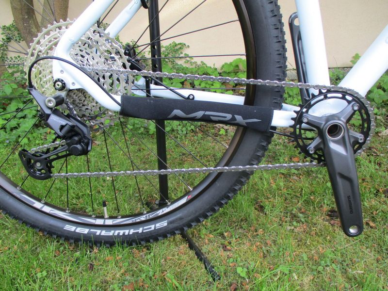 Nové 29" kolo ROZZO Grace 19", vzduchová vidlice Manitou Markhor air, Shimano Deore1x12, pevné osy