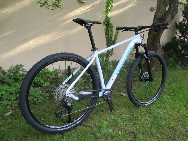Nové 29" kolo ROZZO Grace 19", vzduchová vidlice Manitou Markhor air, Shimano Deore1x12, pevné osy