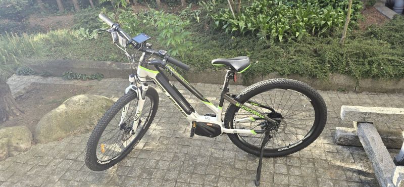 Prodám dámské elektrokolo CRUSSIS