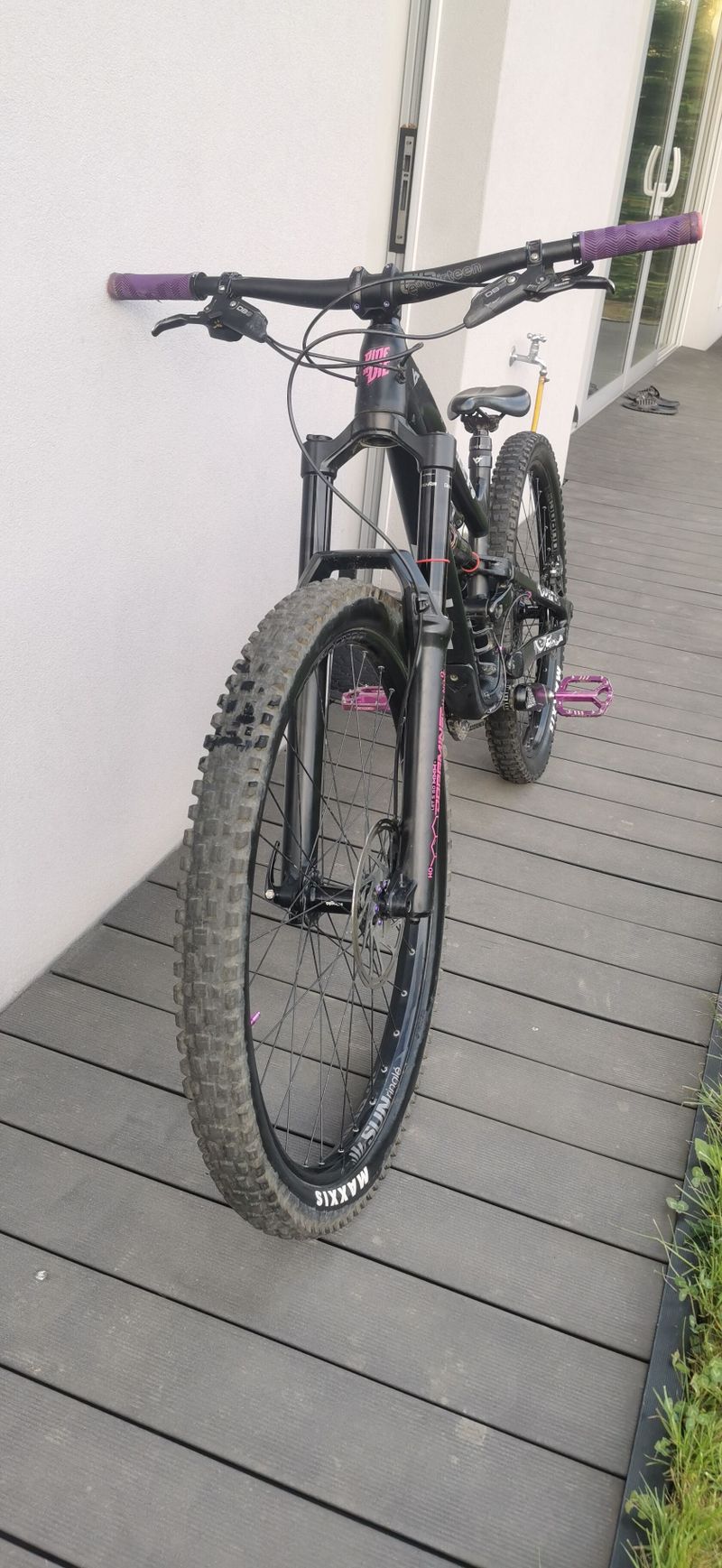 ⚠️PRODÁM KOLO YT CAPRA 01 VEL. S⚠️