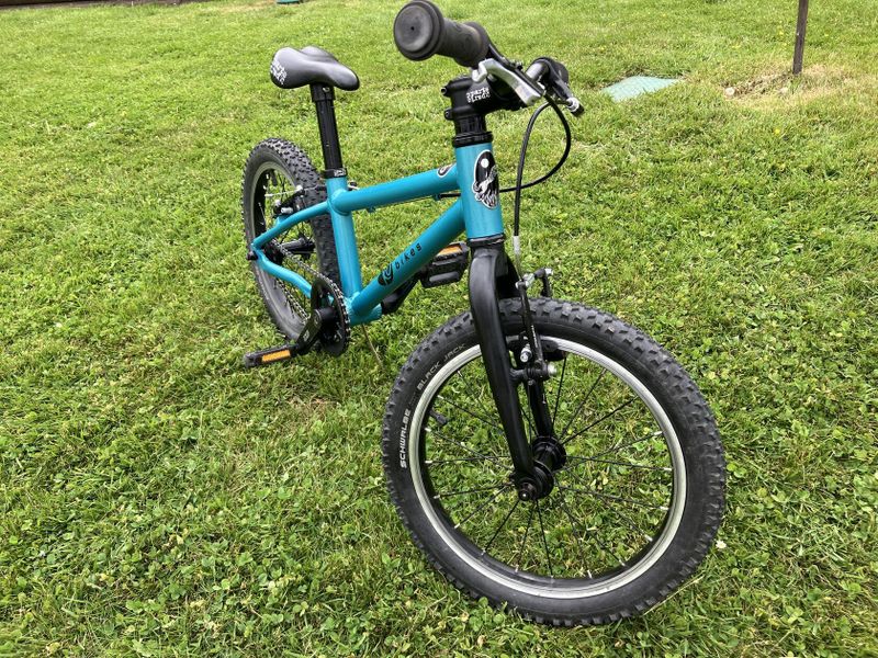 Ultralight detske kolo Kubikes 16L