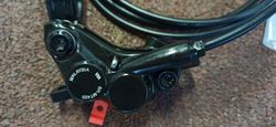 Čtyřpístkové brzdy Shimano BR-MT 420 