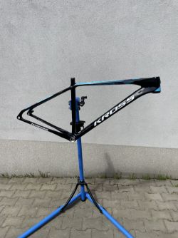 Karbonový rám 29” Kross Level velikost 19”