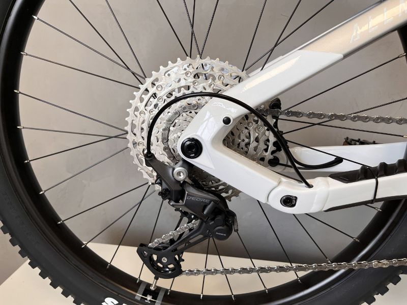 Elektrokolo Haibike AllMtn 3 720Wh