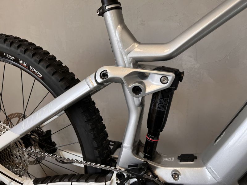 Elektrokolo Haibike AllMtn 3 720Wh