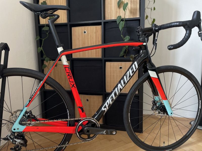Specialized Crux Expert X1 / carbon FACT 10r / vel.58 / Sram Force