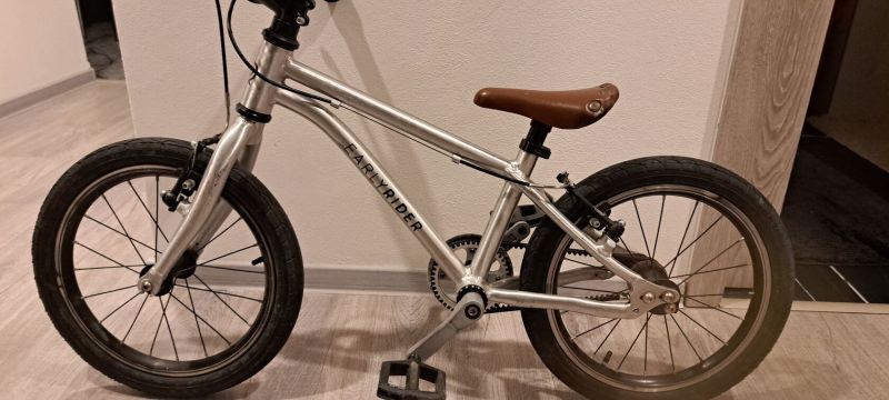 Early rider 