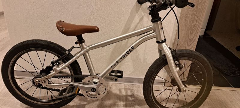 Early rider 