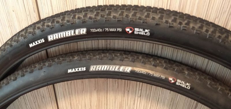 Maxxis Rambler 700/40C