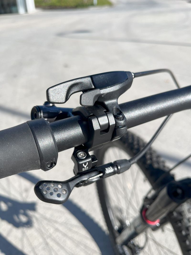 NOVÉ!!! ARC8 Evolve HT Custom Build - lehká rychlá XC raketa!!! Možnost odpočtu DPH.