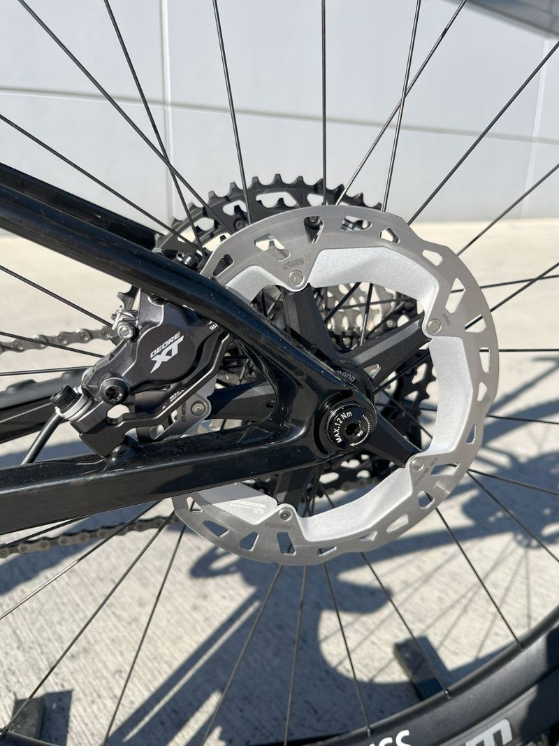 NOVÉ!!! ARC8 Evolve HT Custom Build - lehká rychlá XC raketa!!! Možnost odpočtu DPH.
